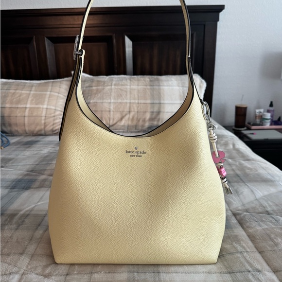 Kate Spade Large 454 in lemon fondant color